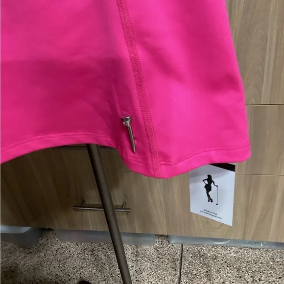 NWT golf or tennis top - Picture 10 of 11